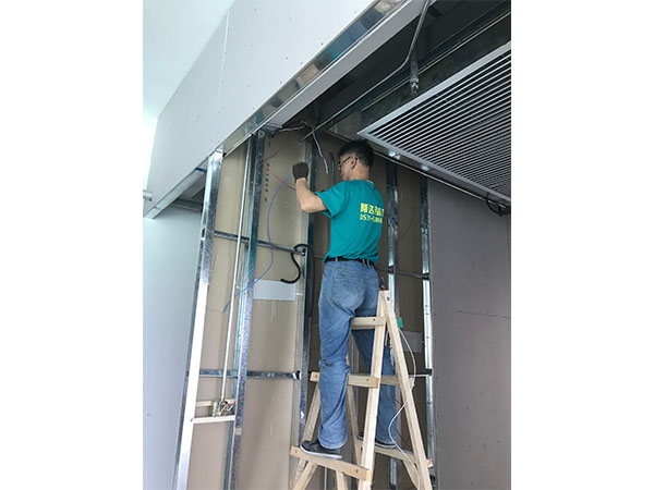 新工裝到了，得到裝修工人一致好評